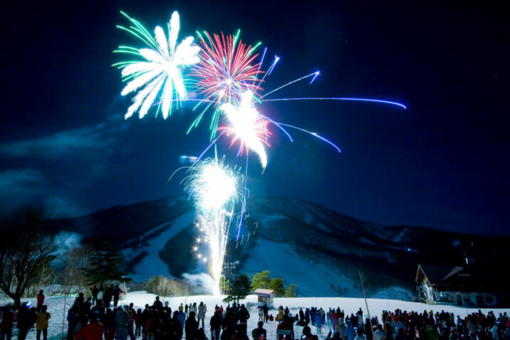 年末年始はスキー場で！カウントダウン＆初日の出