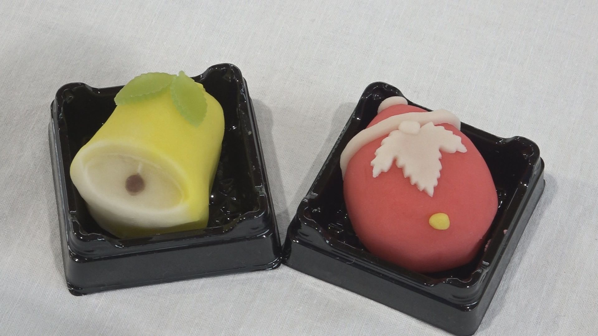 和菓子職人が実演「かなやの里」利用者にクリスマスプレゼント！