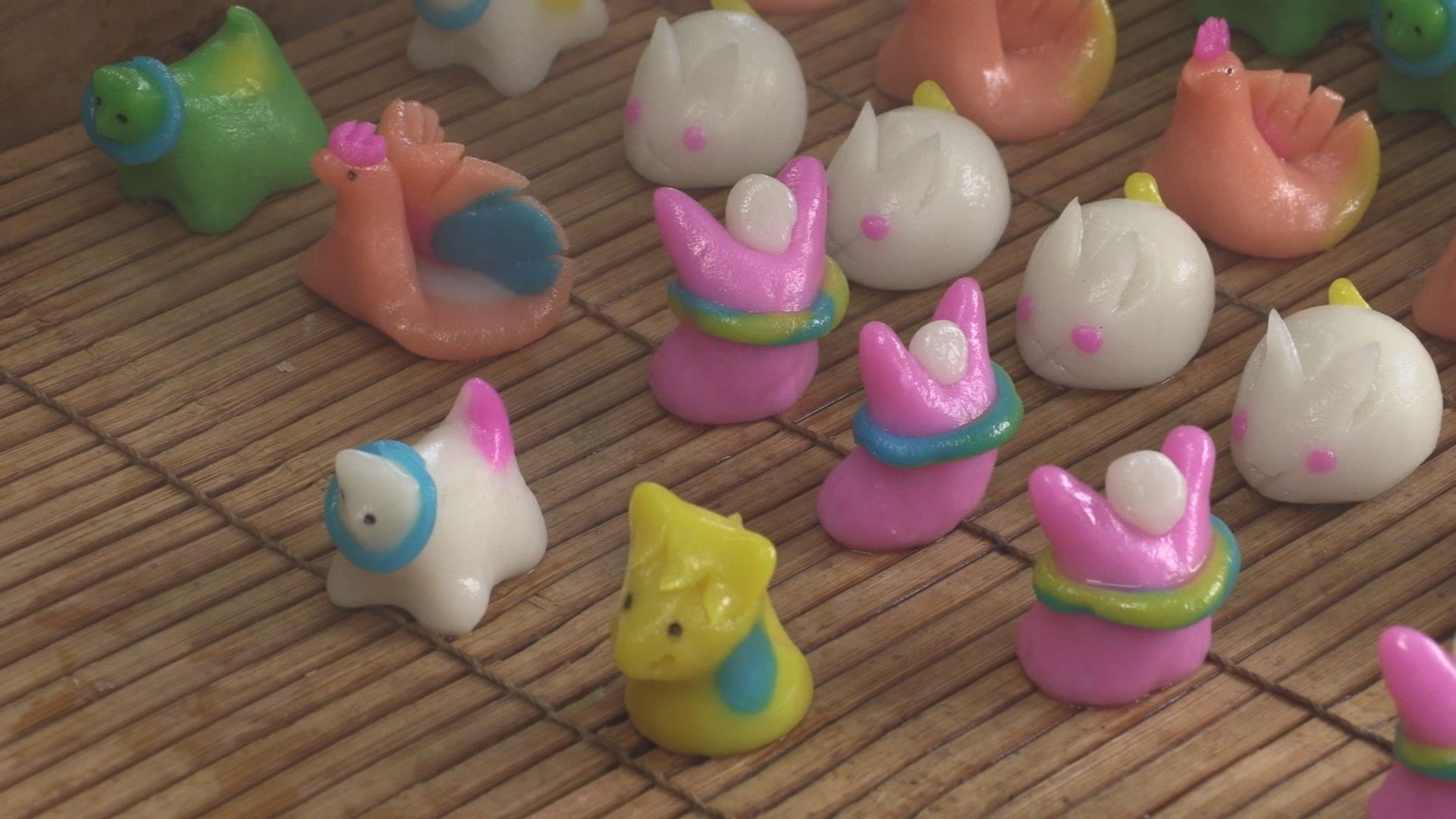 縁起物「ちんころ」  吉川区の小浜屋菓子店で販売