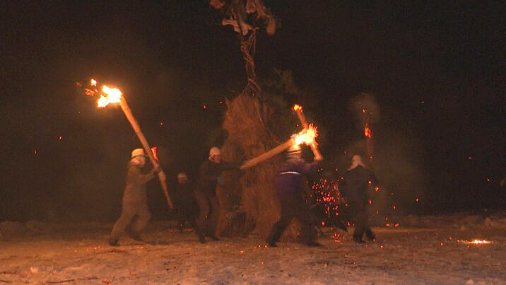 西横山集落 伝統の小正月行事「嫁祝い」「オーマラ」