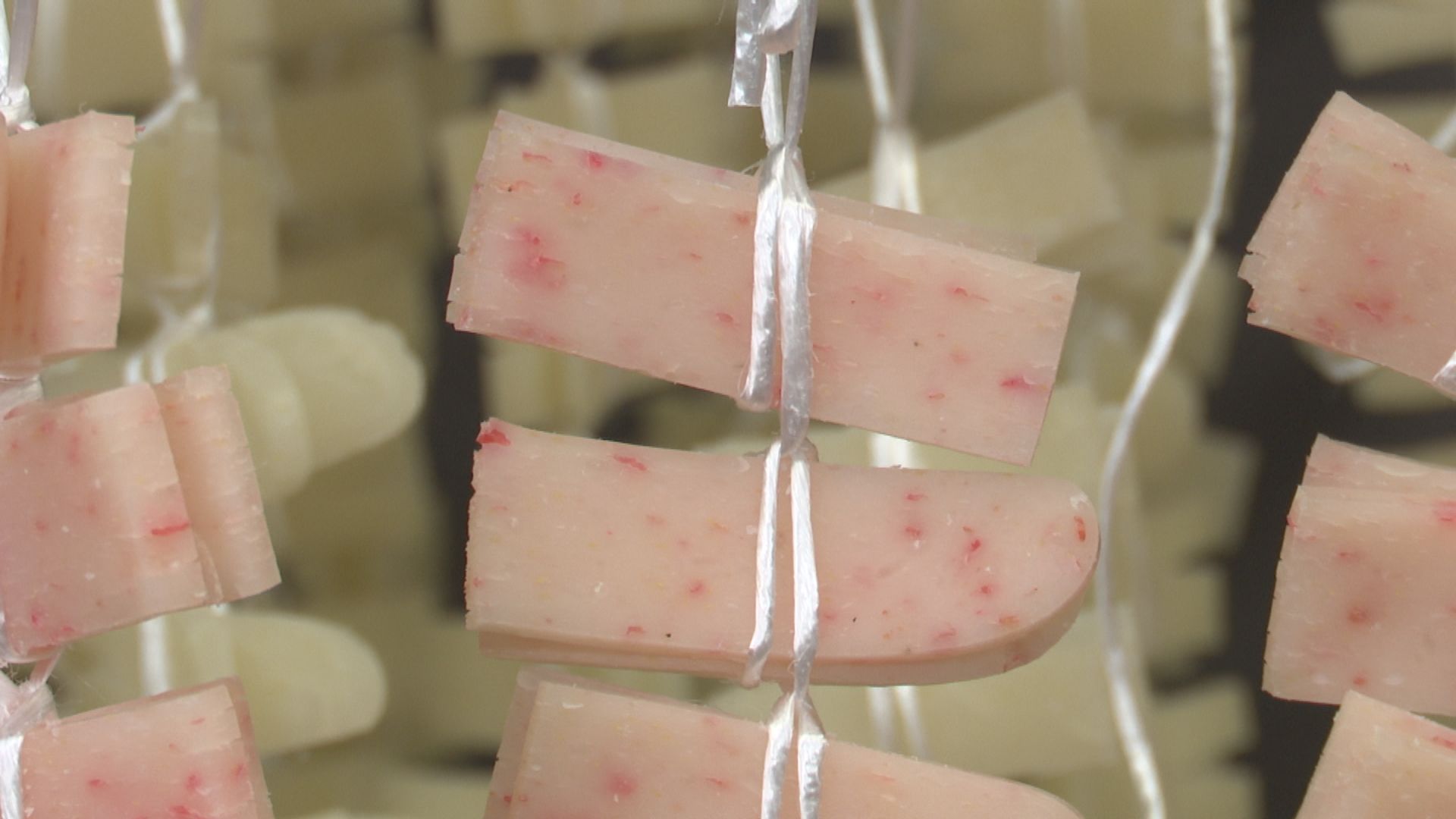 昔ながらの「かきもち」づくり始まる NPO法人みずほっと