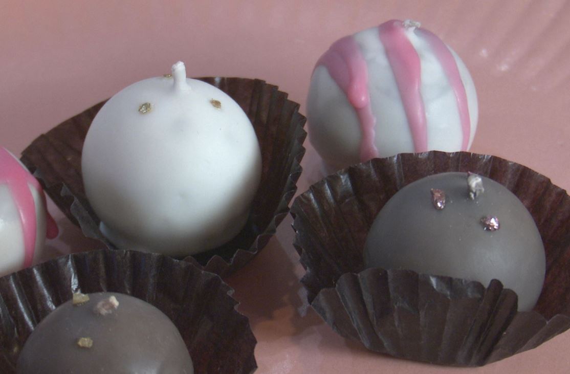 もうすぐバレンタインデー！限定プリンにチョコレートのようなキャンドル!?