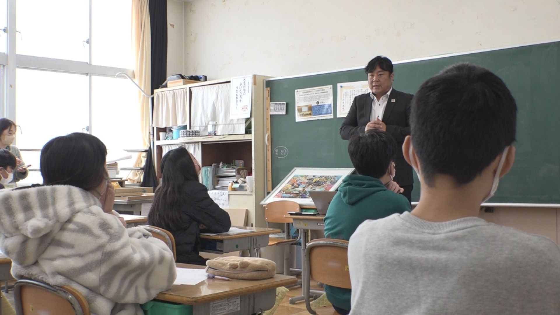 妙高小6年生 「複業」の取り組みから地域の魅力を考える