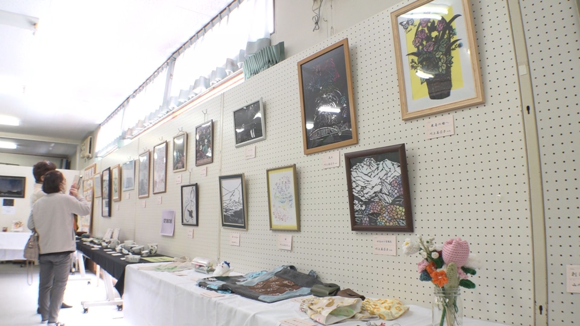 力作288点ずらり！諏訪の里作品展 28日（土）まで開催中