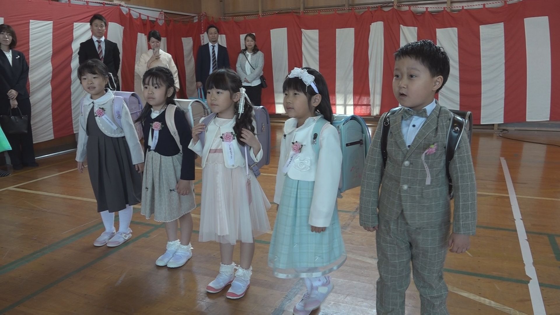 サクラ咲いたら1年生！保倉小学校で入学式