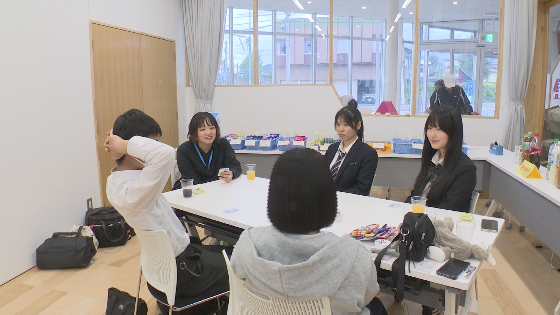 高校生が気軽に集まれる「寄り道BASE」 妙高市まちなか＋に開設！