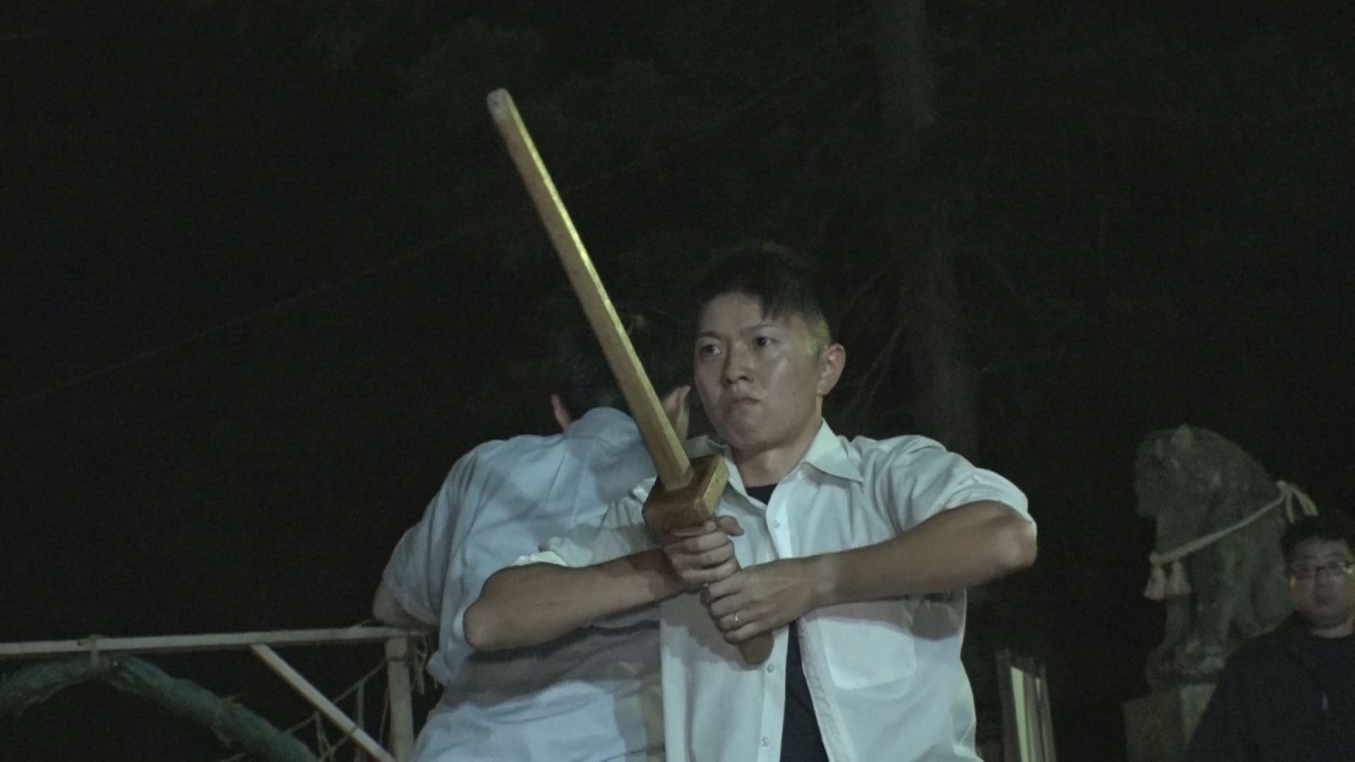 地元警察官が演武に初挑戦！「仮山伏」練習佳境