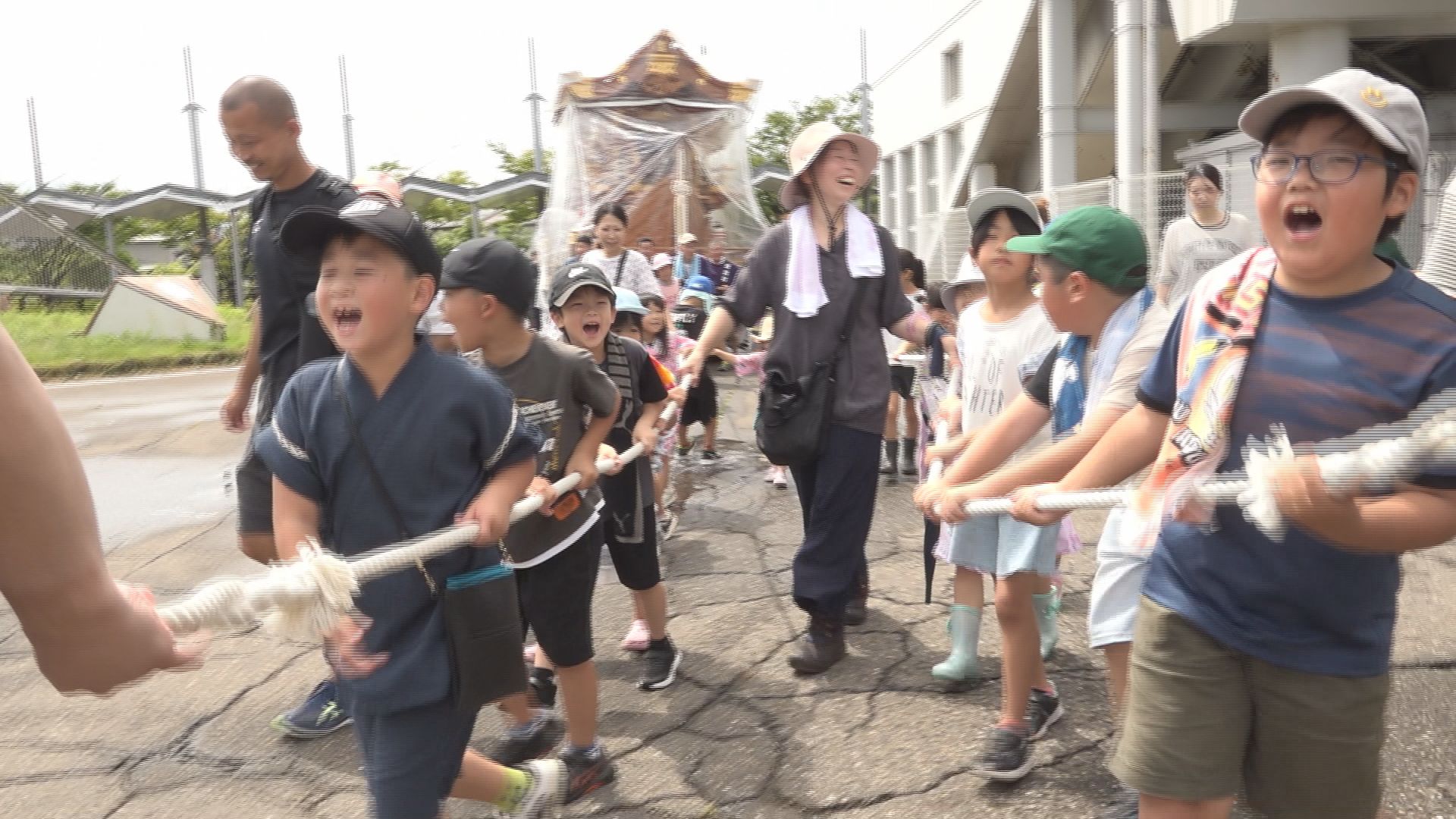 みんなでわっしょい！ 直江津祇園祭 屋台巡行