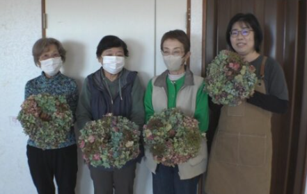 世界にひとつだけ！紅葉したアジサイでリース作り 妙高市赤倉温泉